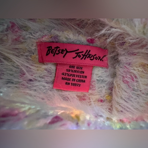 WOMENS BETSY JOHNSON SOFT HAT - Picture 3 of 7